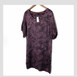 NWT Ann Taylor Silk Shift Dress Short Sleeve Textured Purple Black Snake Print